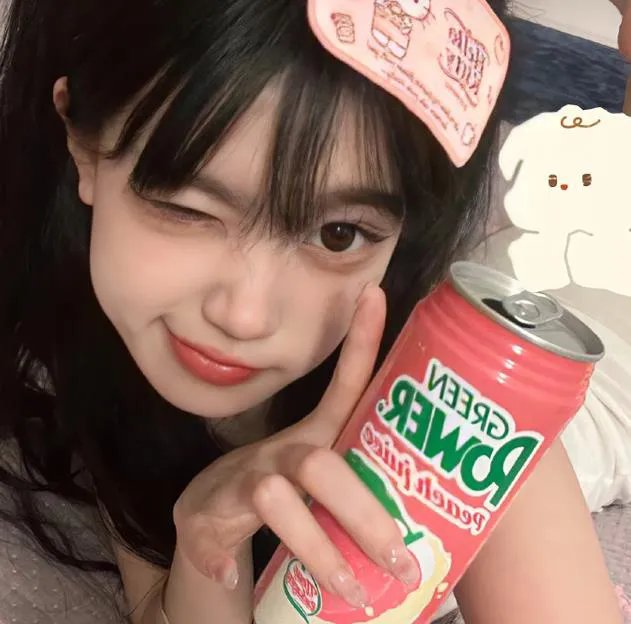 推动摇篮的手